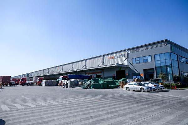 云仓用什么样的仓储货架比较好