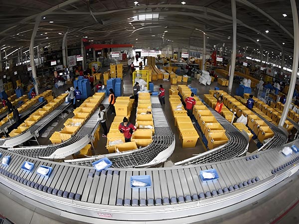 快消品行业仓库选用什么样的仓储货架