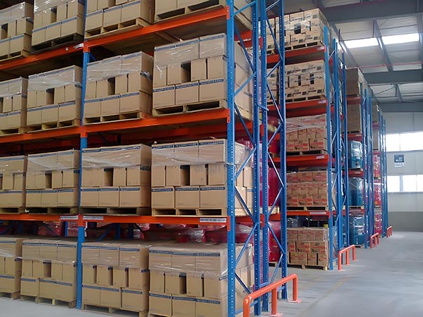 库房用的货架怎么选择比较好